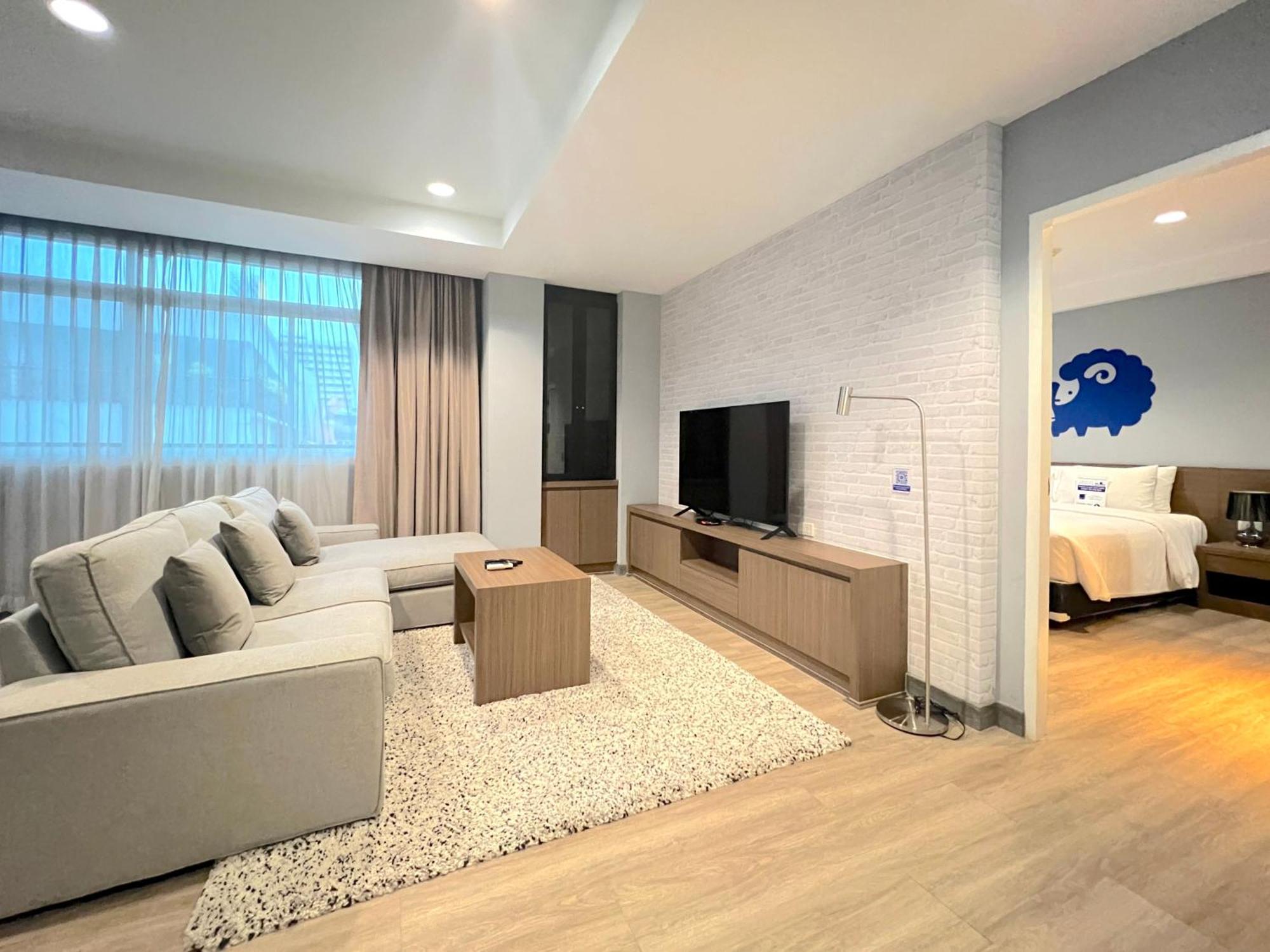 Kokotel Bangkok Dheva Thonglor Extérieur photo